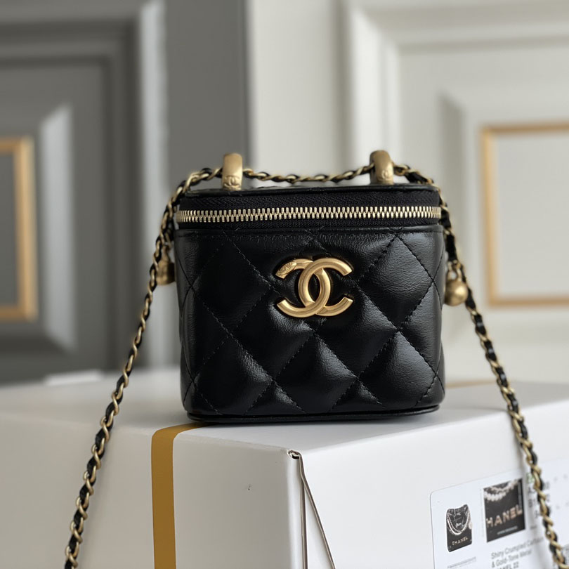 Chanel Cosmetic Bags - Click Image to Close